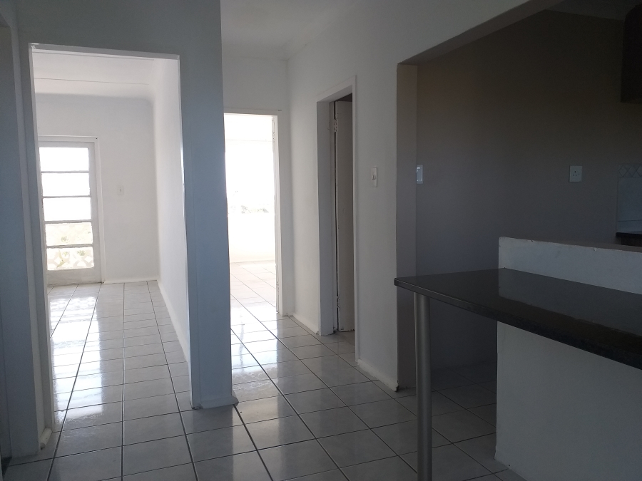 To Let 2 Bedroom Property for Rent in Southernwood Eastern Cape